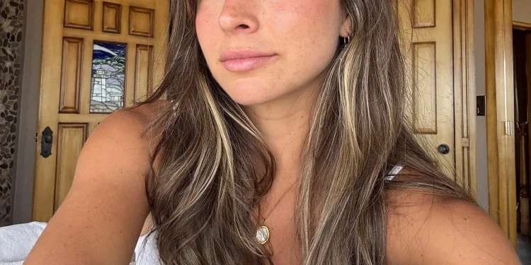 13 gesichtsumrahmende, geschichtete Haarschnitte für einen strafferen Look