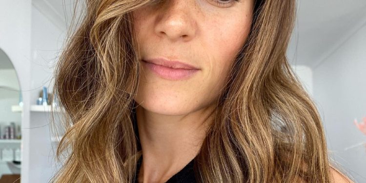 13 goldbraune Haarfarben-Looks mit natürlicher Tiefe