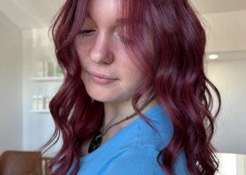 13 tiefe Burgunder-Haarfarben, die Ihren Look aufwerten