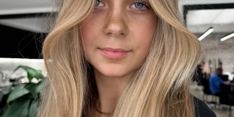 13 weiche hellbraune Haare mit Highlights zum Ausprobieren