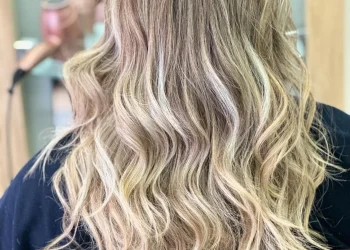 15 Highlights Haarfarbentrends, denen Stylisten vertrauen