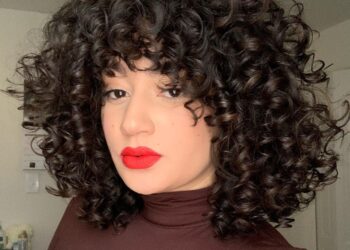 15 Muss kurze lockige Frisuren für frische Stil-Stimmung