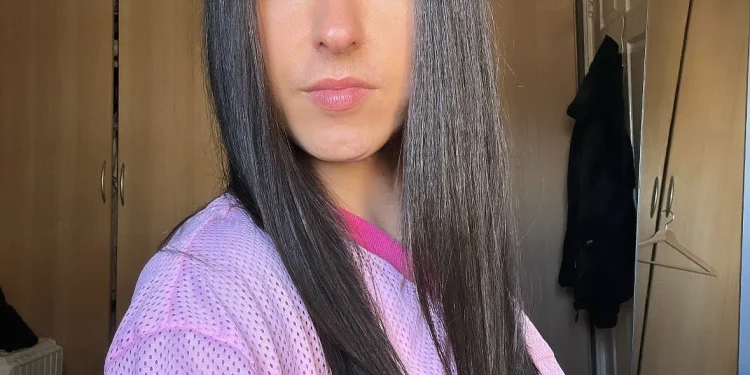 15 glatte Frisuren, die jeder Stylist empfiehlt