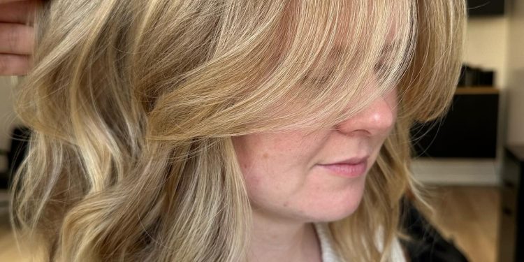 16 tragbare schulterlange Haar-Looks, die Sie sich wünschen