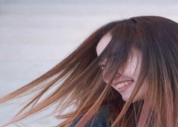 Wie man mattes Finish Haar hat: Neuer Trend im Jahr 2023