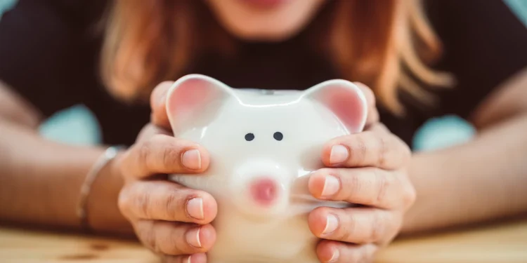 Warum Dave Ramseys Rat dich arm hält (und was reiche Menschen stattdessen tun)