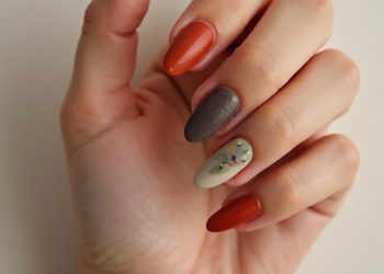 20 Nagelstile für den Herbst, die den gemütlichen Charme der Saison widerspiegeln