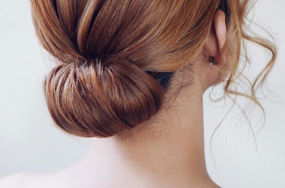 10 zeitlose Hochzeitsfrisuren, die niemals aus der Mode kommen